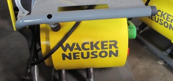 Wacker Neuson Spannungsumformer FUE2/042/200W