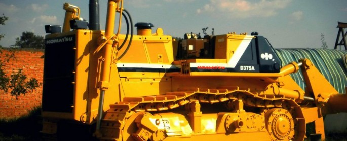 Komatsu Bulldozer D375A Planierraupe Raupe Dozer Baumaschinen