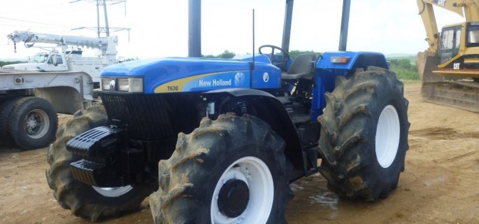 New Holland Traktor 7630 Tractor Schlepper Bulldog Baumaschinen gebraucht CAT