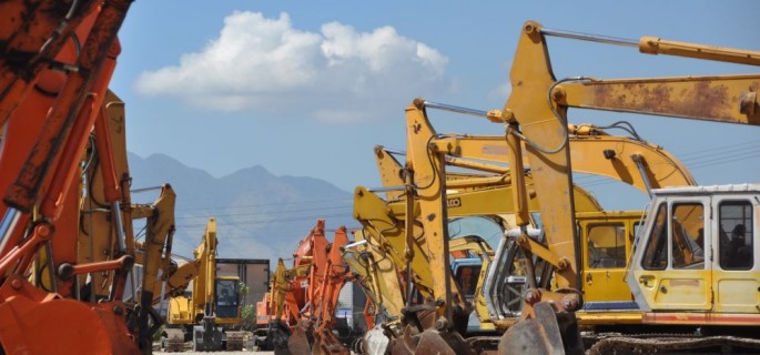 Bagger Baumaschinen gebraucht Kettenbagger Hydraulikbagger Raupenbagger excavator Hitachi Kobelco CAT Komatsu JCB