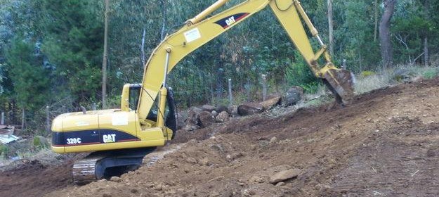 CAT Hydraulikbagger 320C gebraucht Baumaschine caterpillar Bagger excavator Kettenbagger