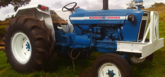 Ford Traktor 5000 gebraucht Zugmaschine Bulldog Schlepper Landmaschine Baumaschine