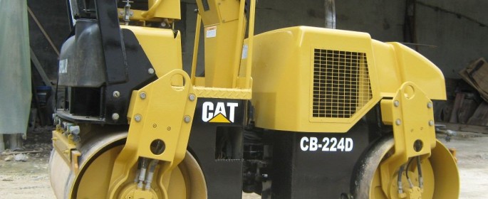 CAT Tandemwalze CB 224D gebraucht Walze Caterpillar Baumaschinen